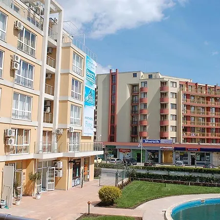 Flores Park Sunny Beach *